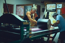 Inking a Rainbow Roll with Master Printer Julio Juristo, Topaz Editions, Tampa, Florida, 1990. 